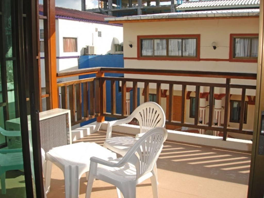 Tropicoza Vandrarhem Patong Rum bild